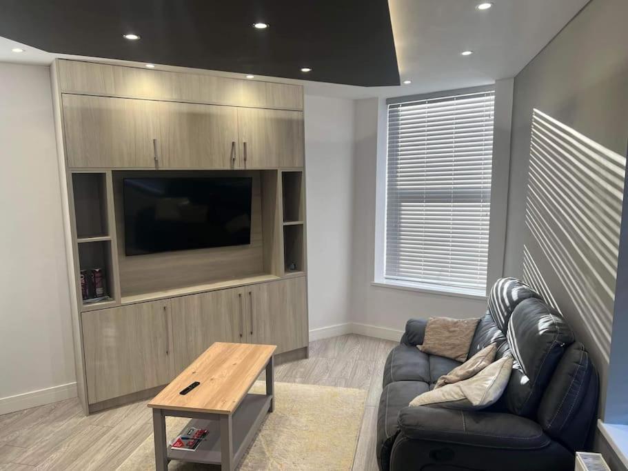 1 Bedroom Flat, Fully Furnished Kingston upon Hull Esterno foto