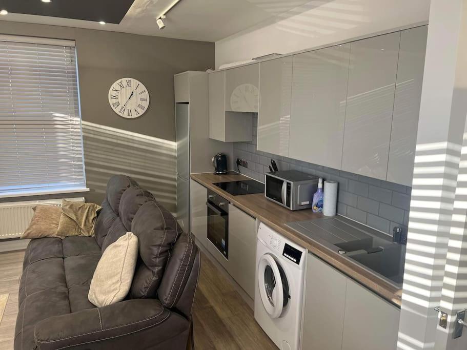 1 Bedroom Flat, Fully Furnished Kingston upon Hull Esterno foto